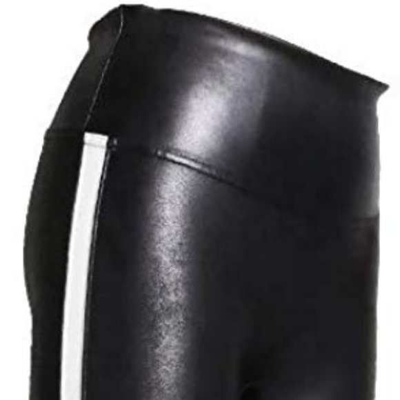🆕Spanx Black and White Faux Leather Leggings - Picture 2 of 3
